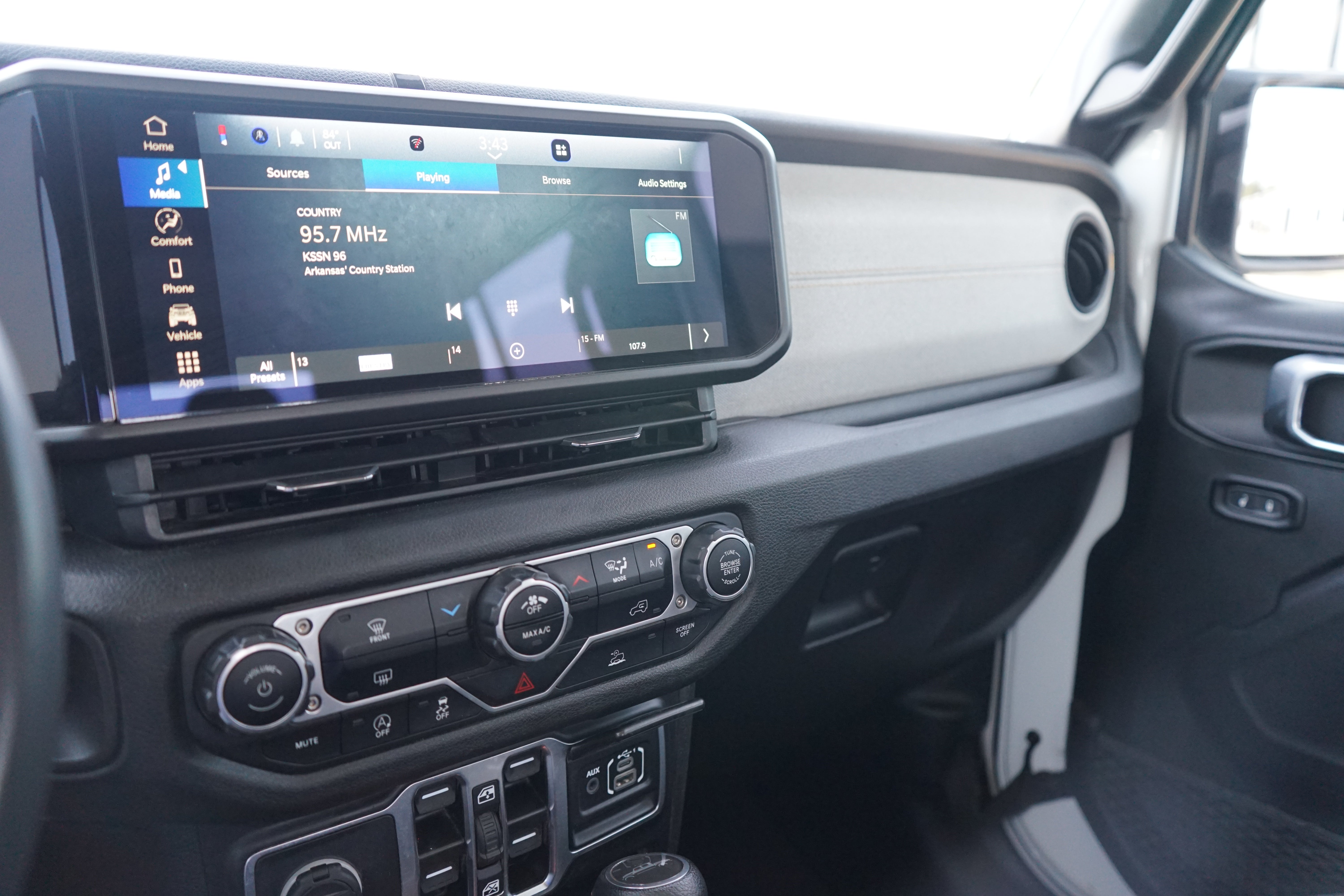 2025 Jeep Gladiator Sport S