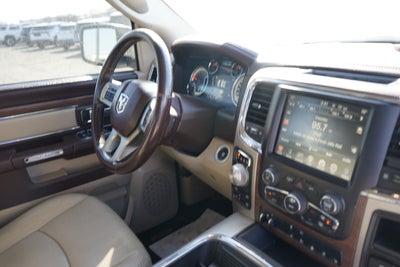 2017 RAM 1500 LARAM Base