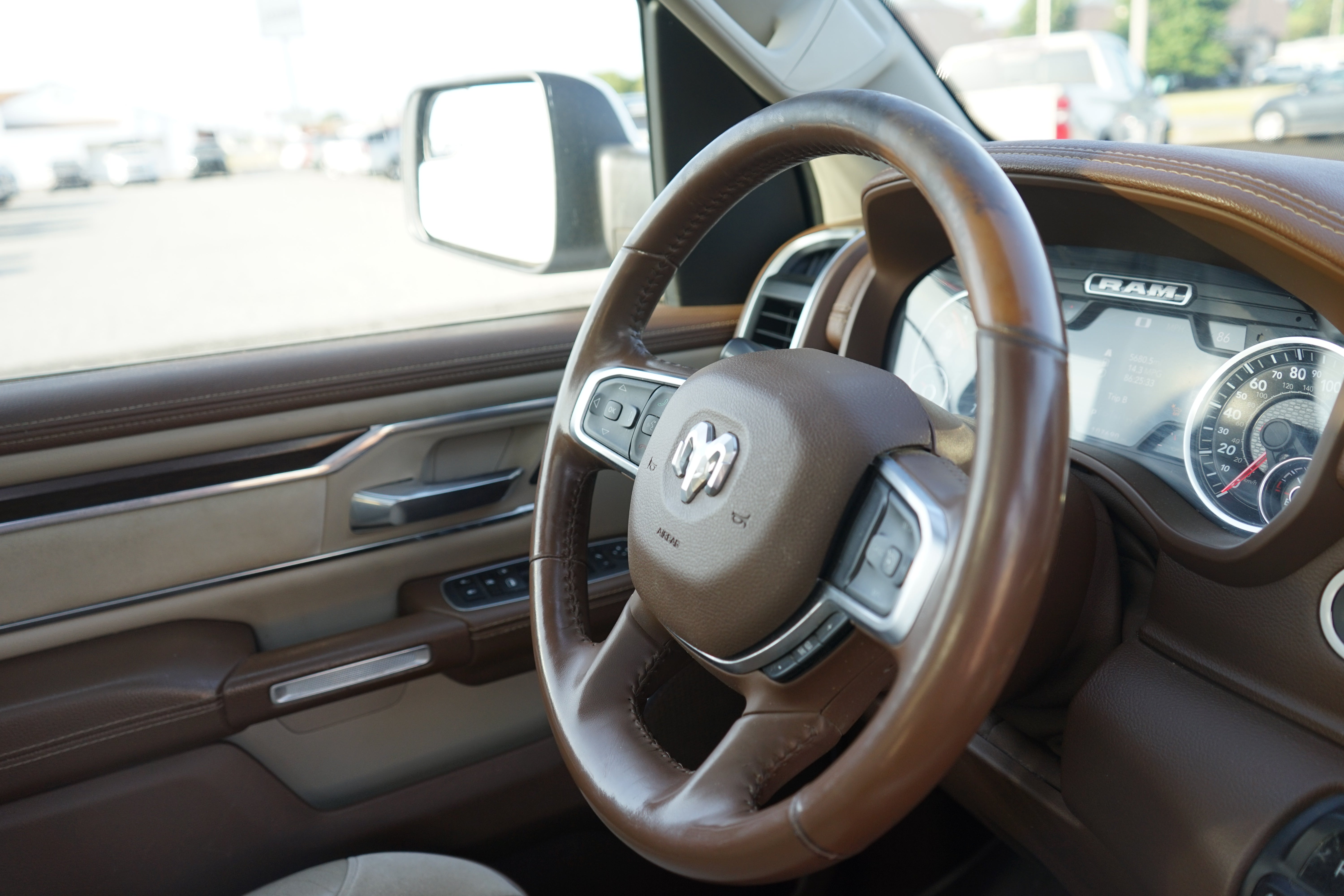 2022 RAM Ram 1500 Pickup Laramie - Photo 25