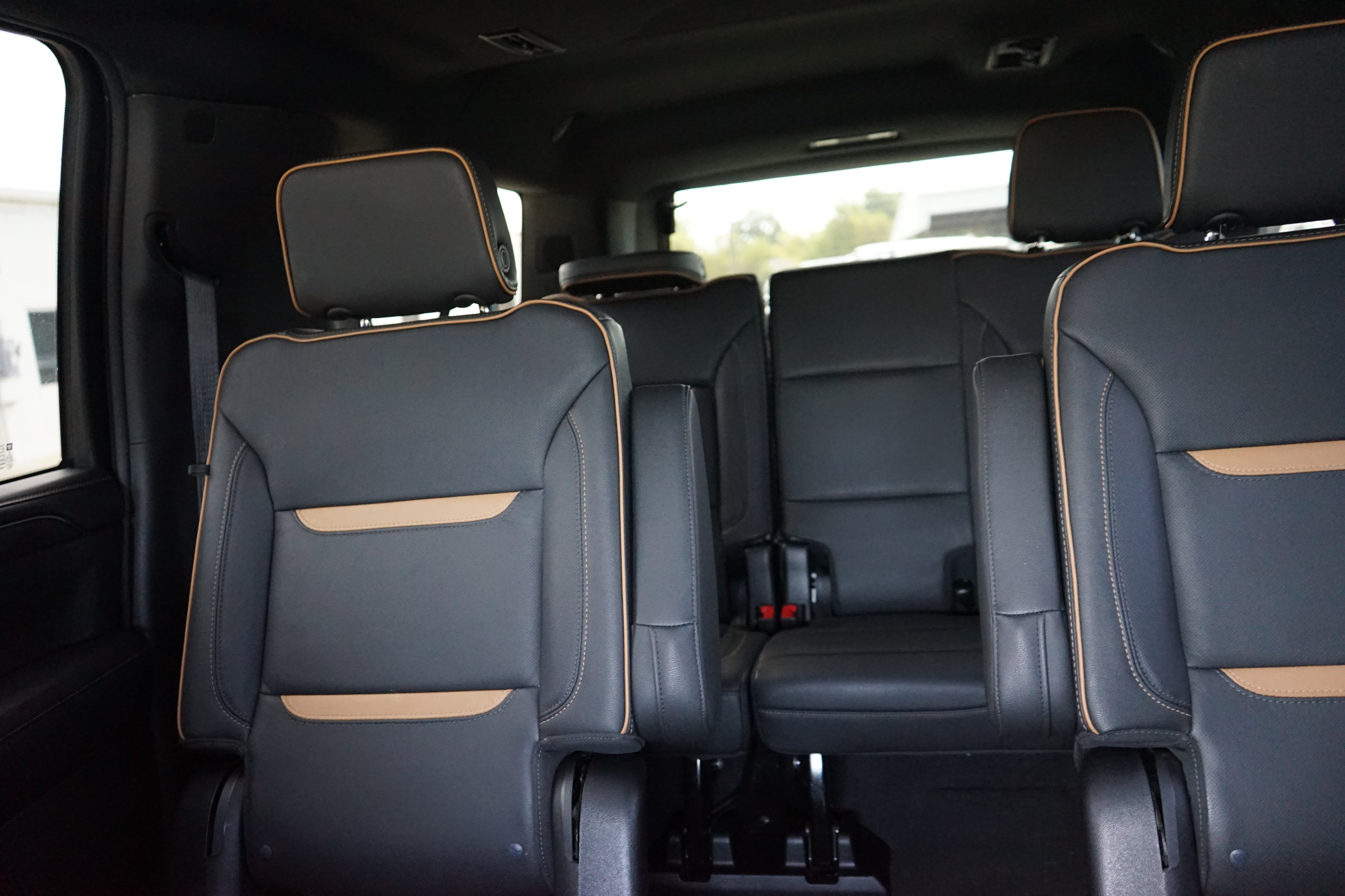 2024 GMC Yukon XL AT4