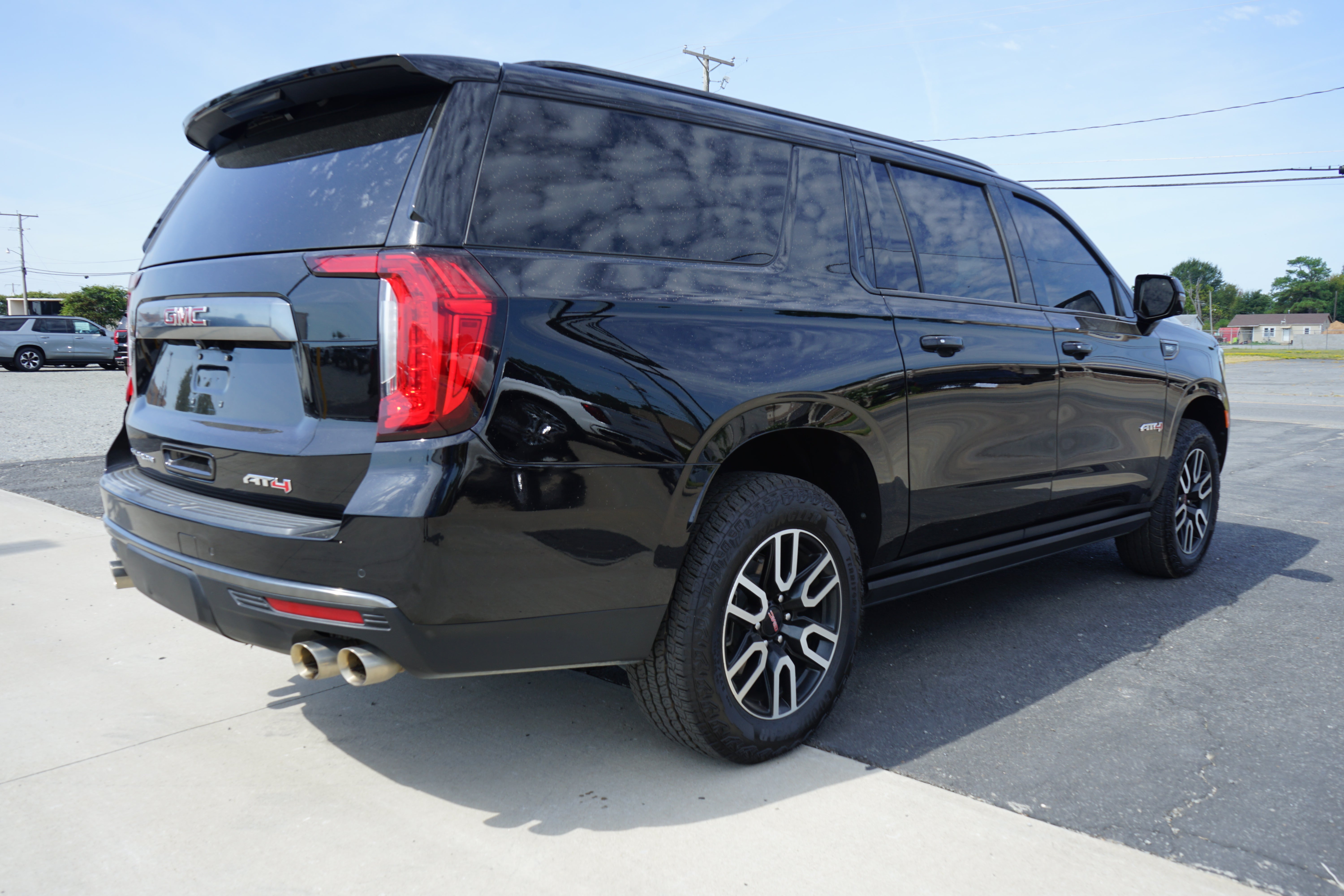 2024 GMC Yukon XL AT4