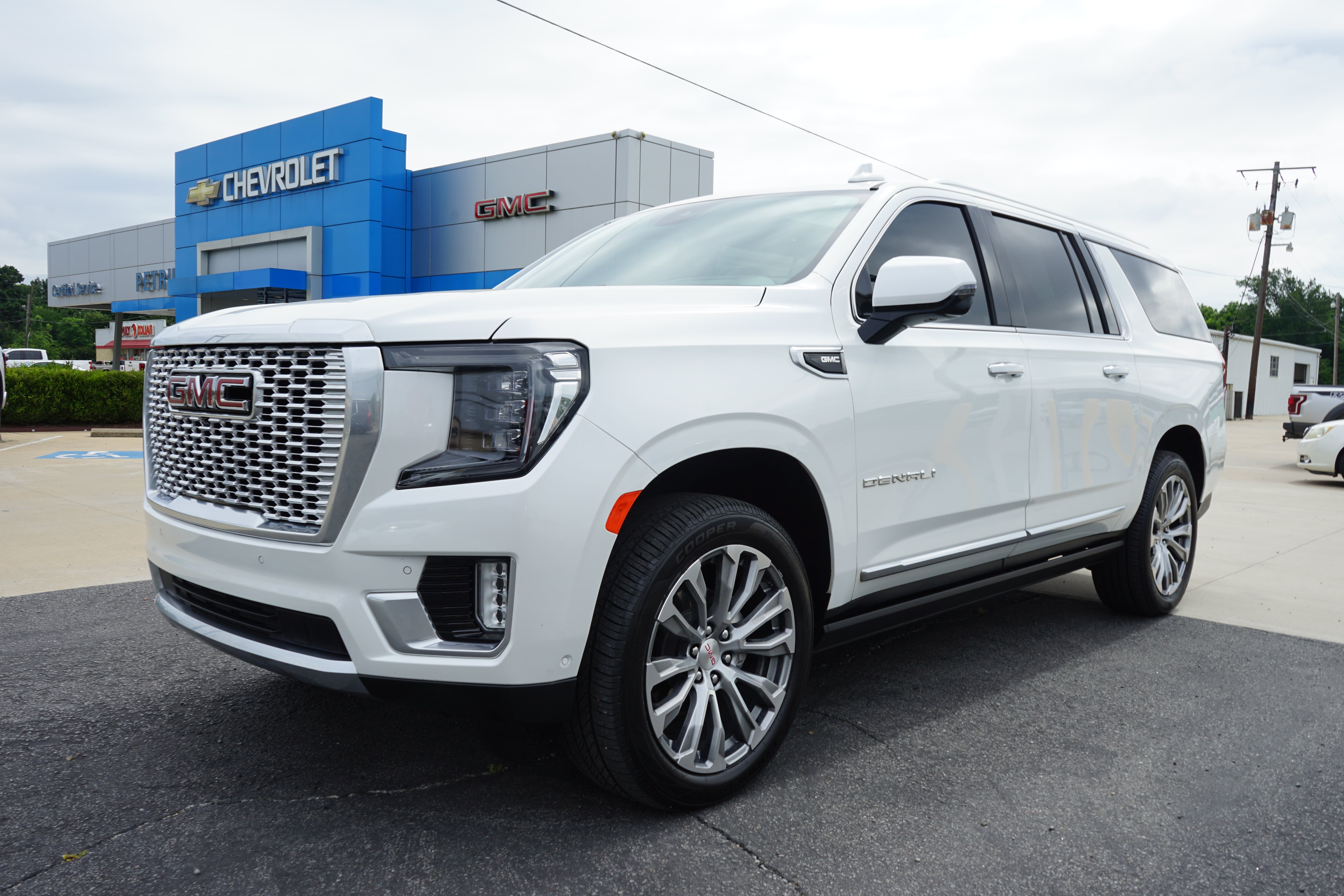 2024 GMC Yukon XL Denali