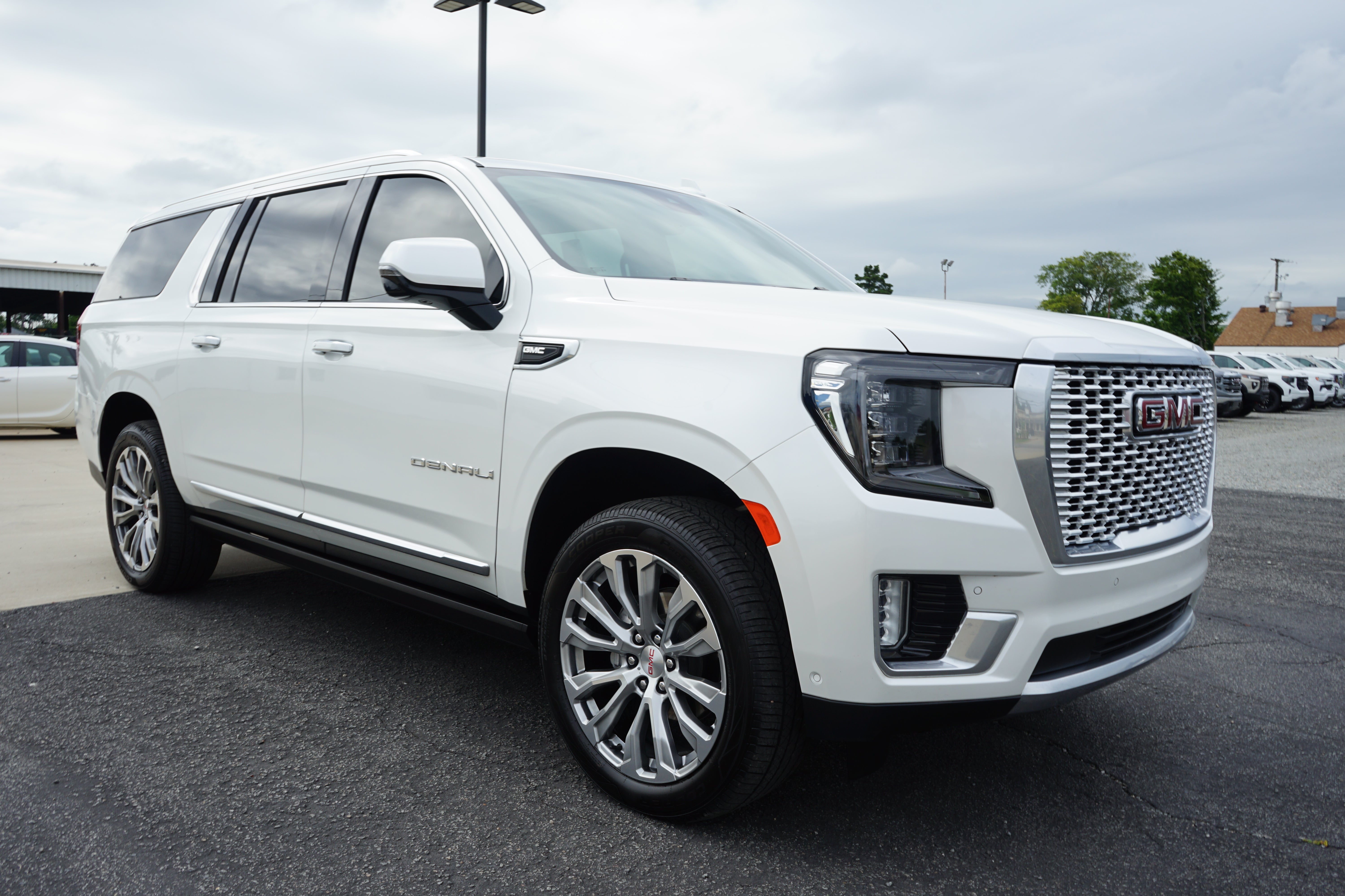 2024 GMC Yukon XL Denali