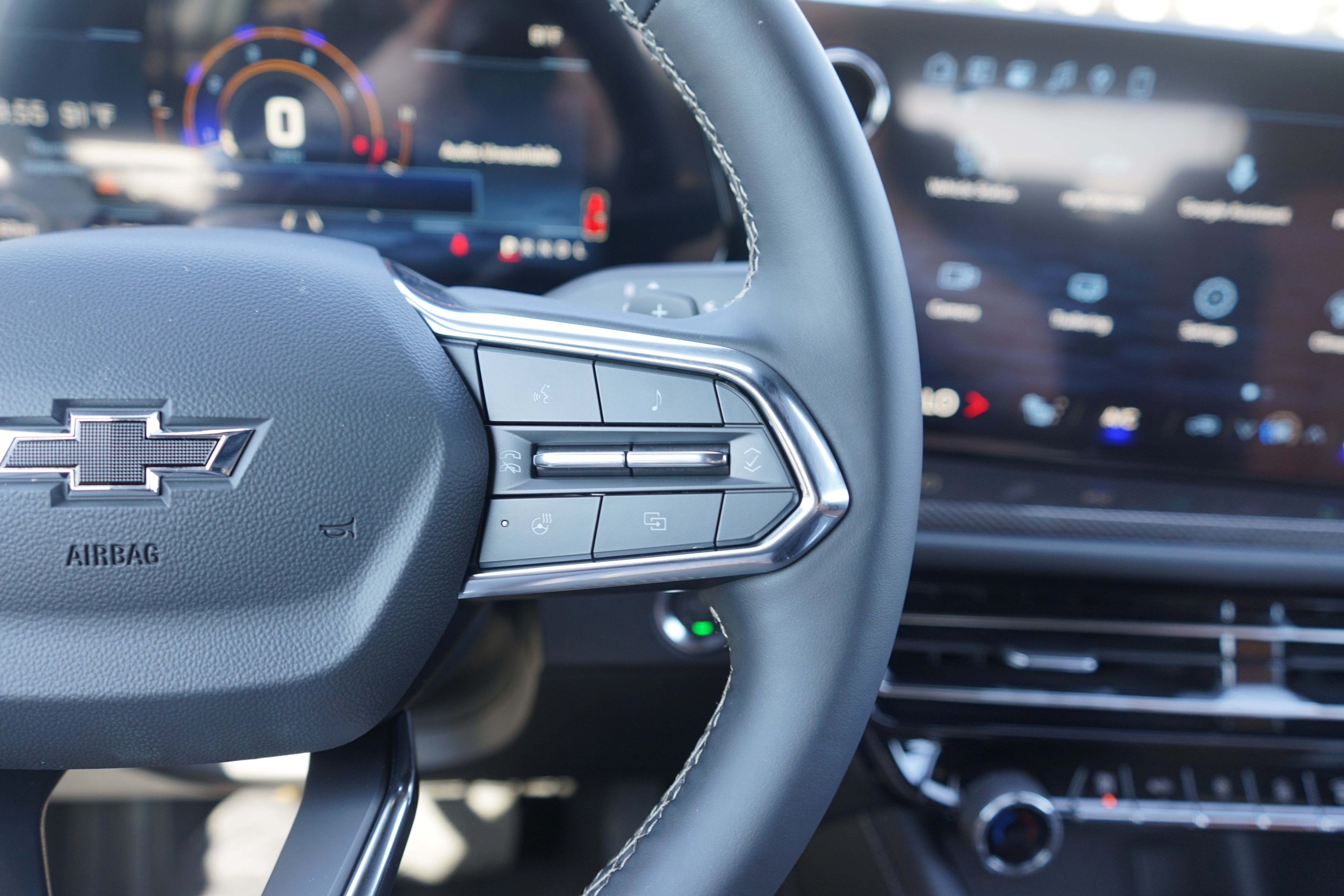 2027 Chevrolet Traverse Z71 - Photo 12