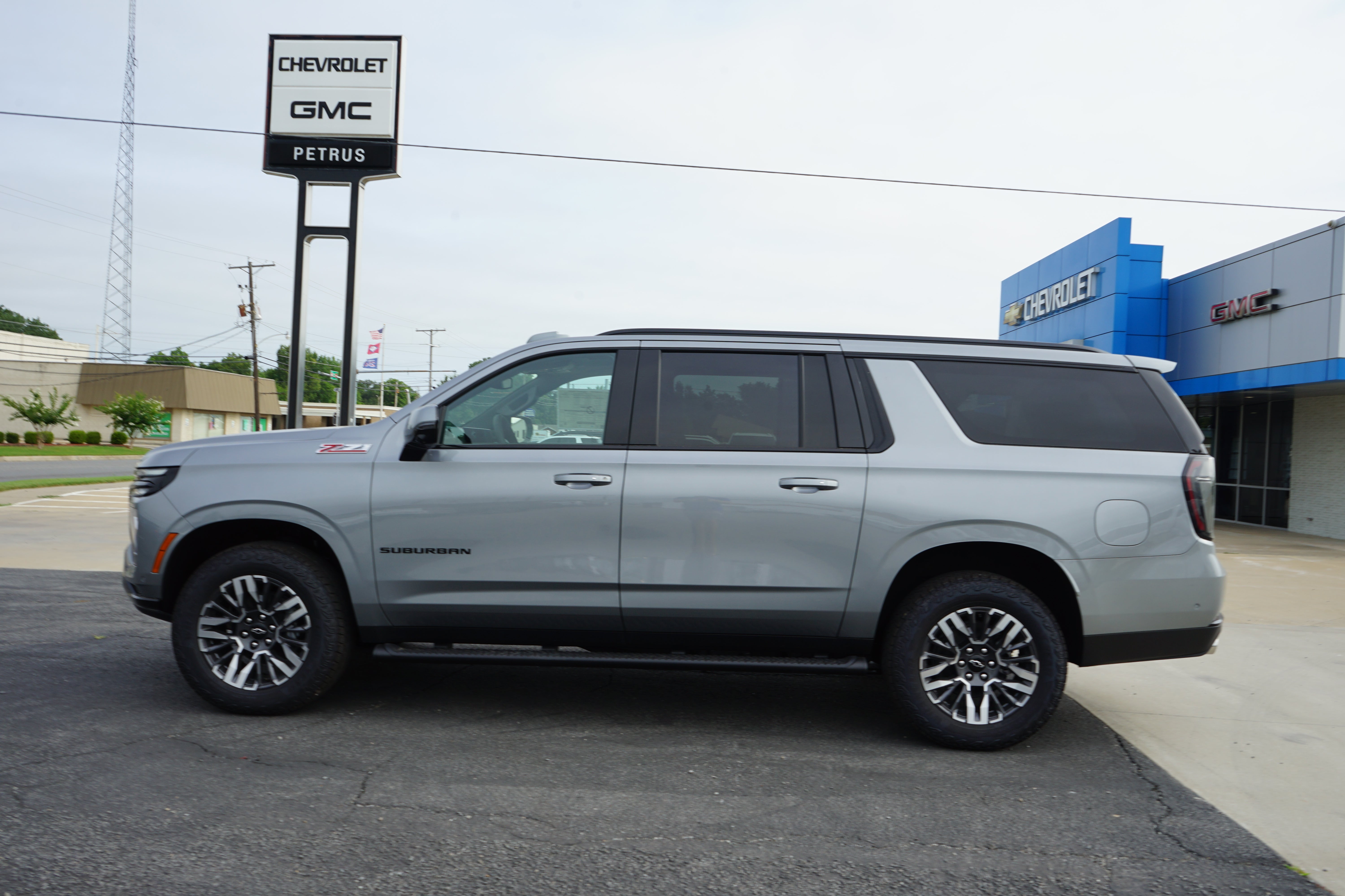 2026 Chevrolet Suburban Z71