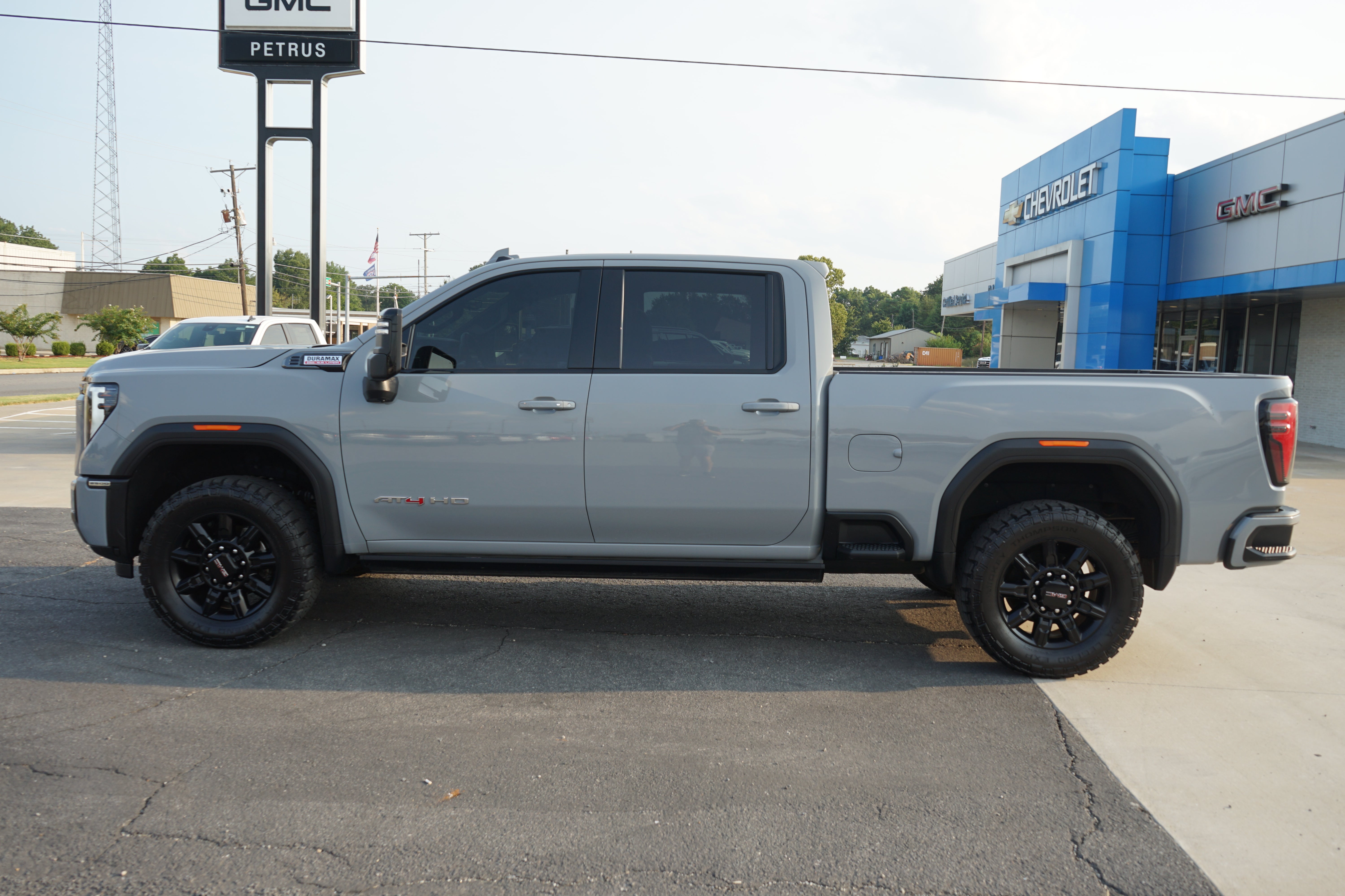 Used 2025 GMC Sierra 2500HD AT4 with VIN 1GT4UPEY7SF270016 for sale in Little Rock