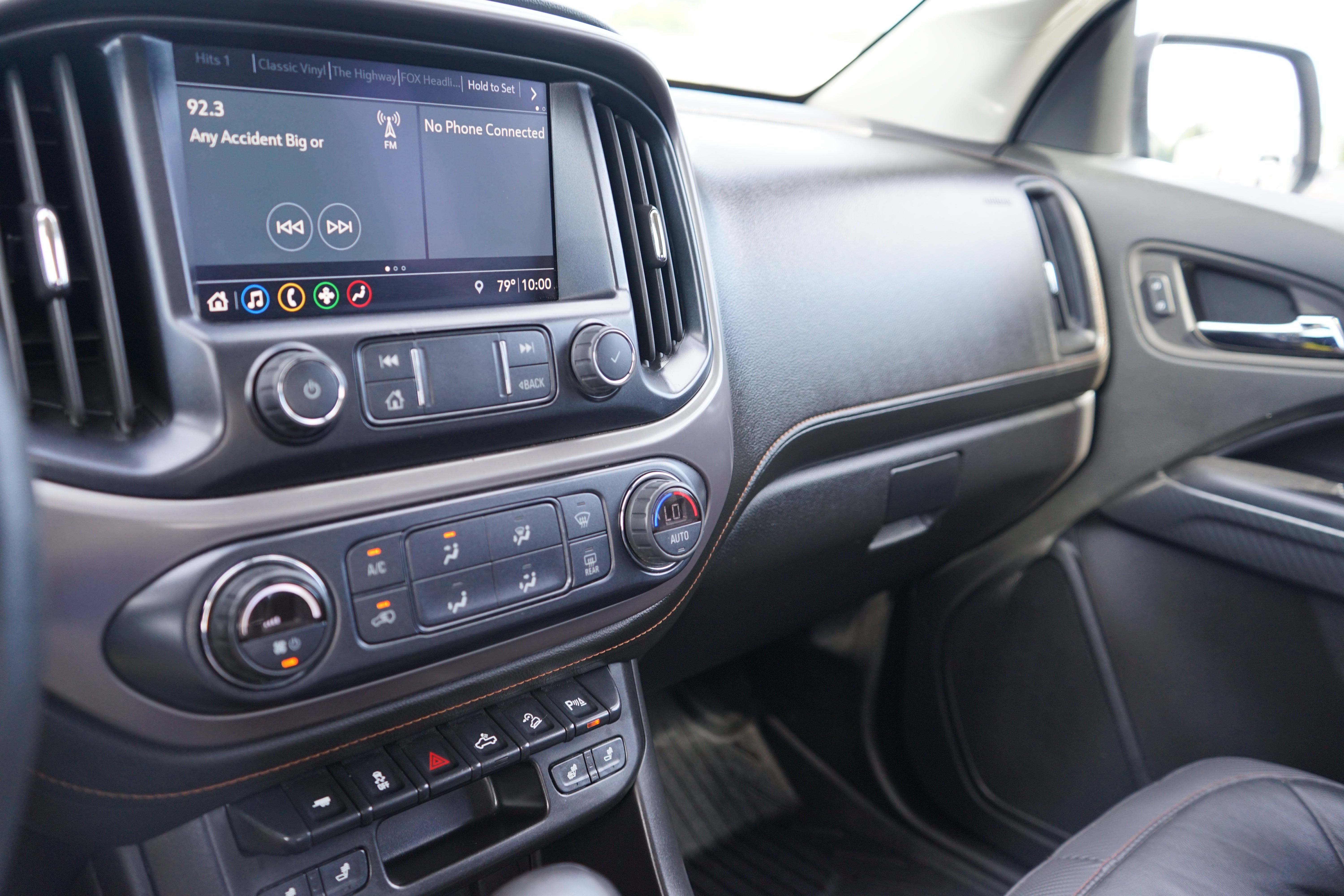 2022 GMC Canyon AT4 - Leather