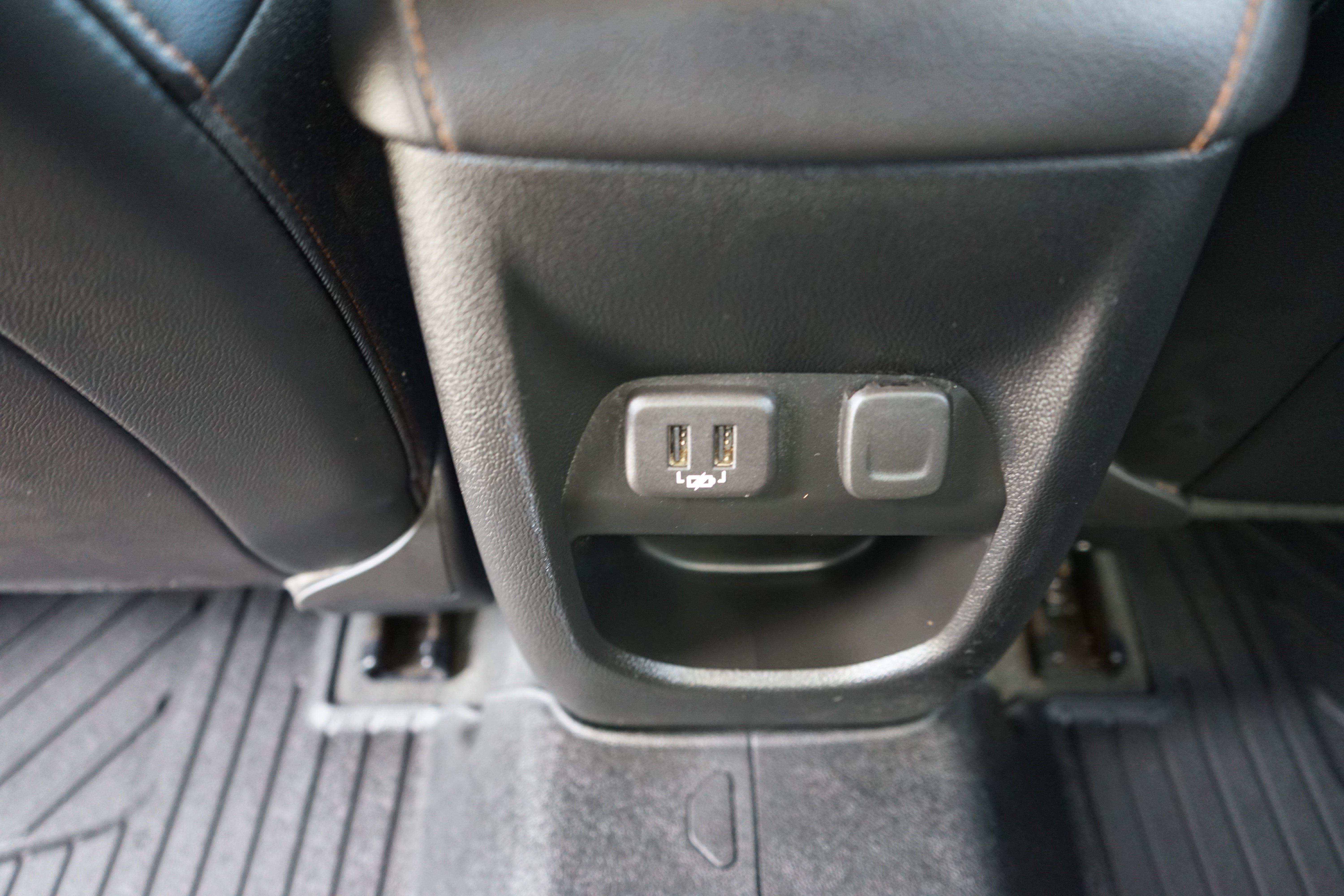 2022 GMC Canyon AT4 - Leather