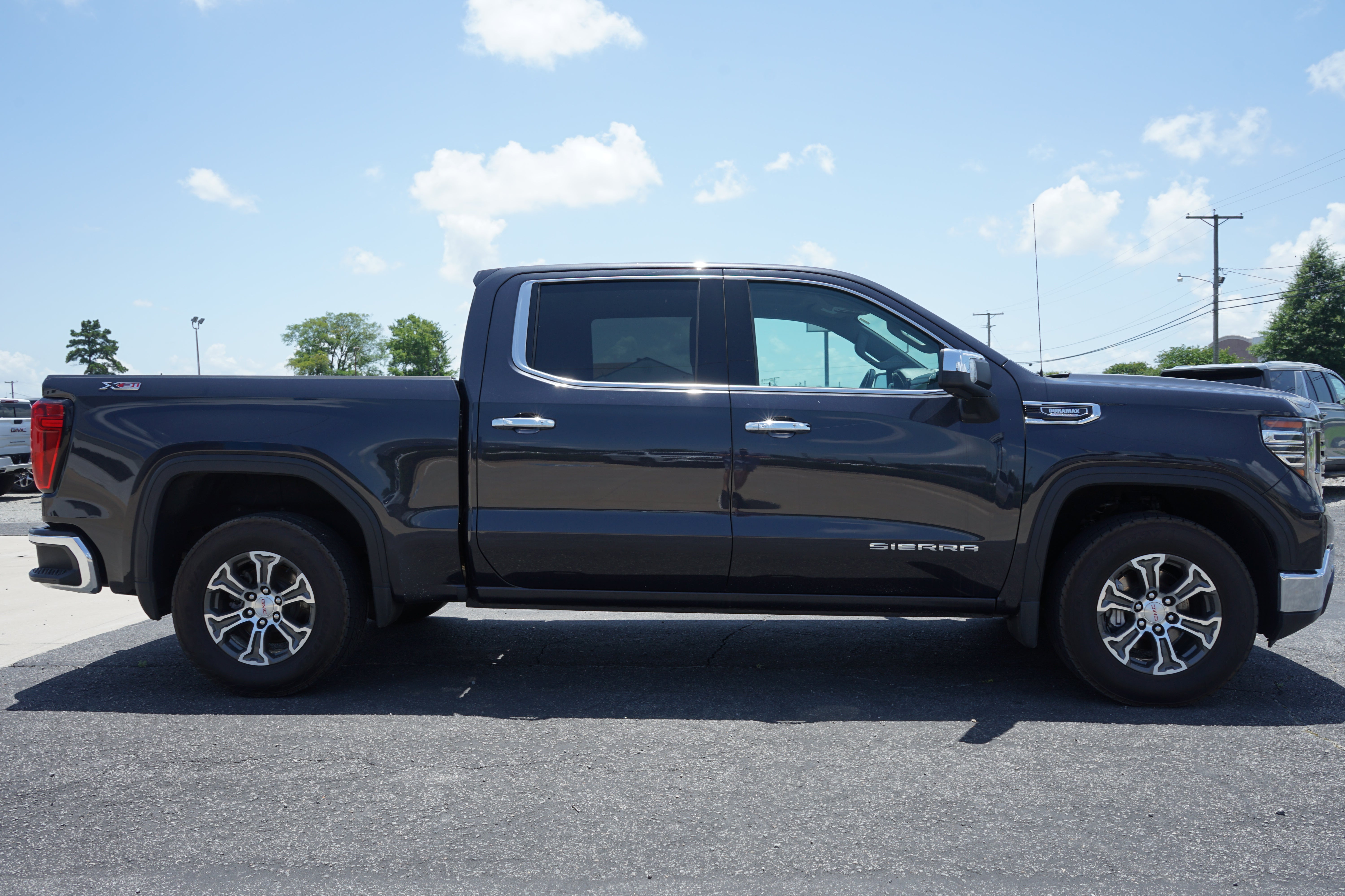 2022 GMC Sierra 1500 SLT