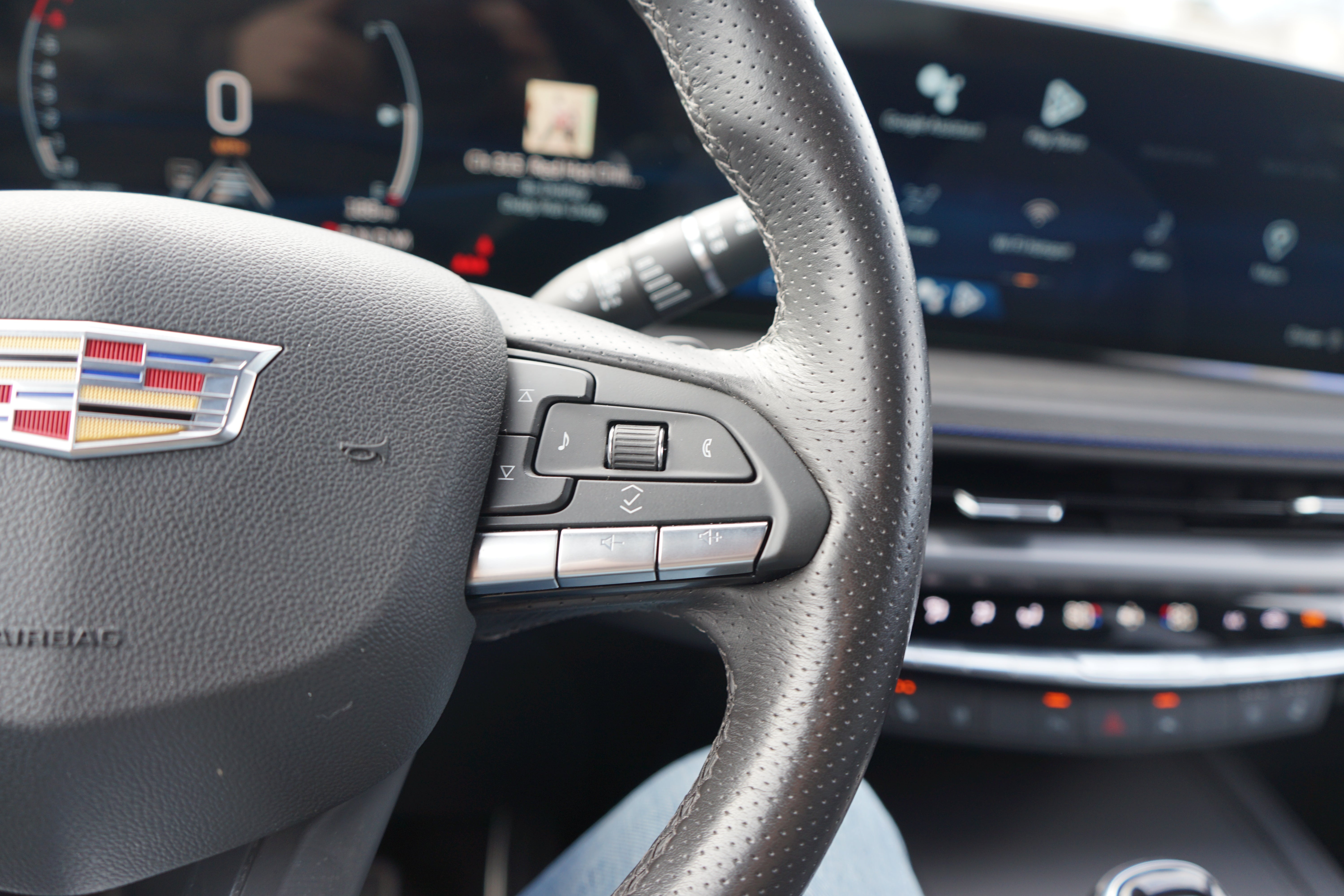 2024 Cadillac XT4 Sport