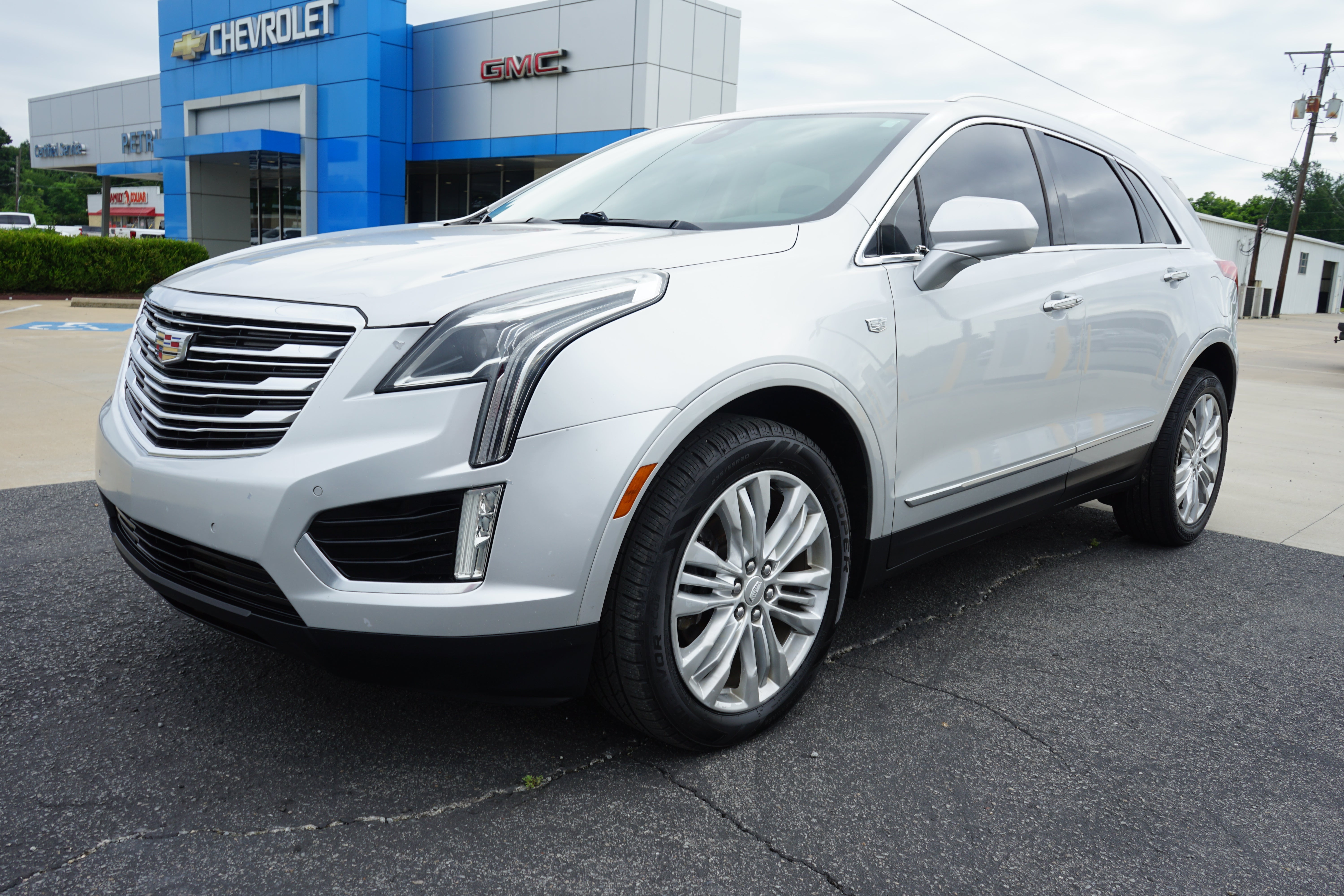 2018 Cadillac XT5 Premium Luxury FWD